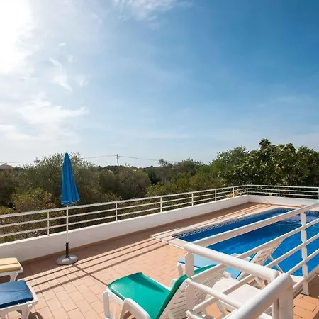 Villa Casa Da Alcaria By Portucasa Altura