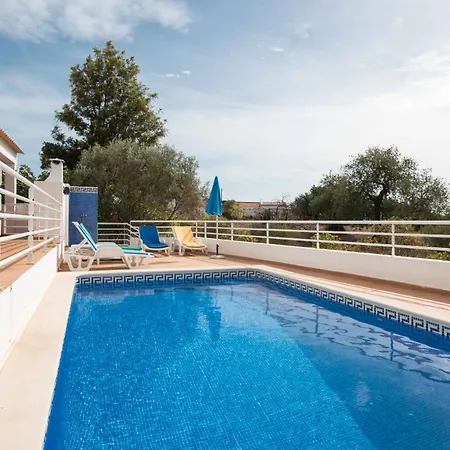 Villa Casa Da Alcaria By Portucasa